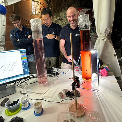 ESRs while doing their experiments at the the European Night of Researchers in Pisa Tuscany